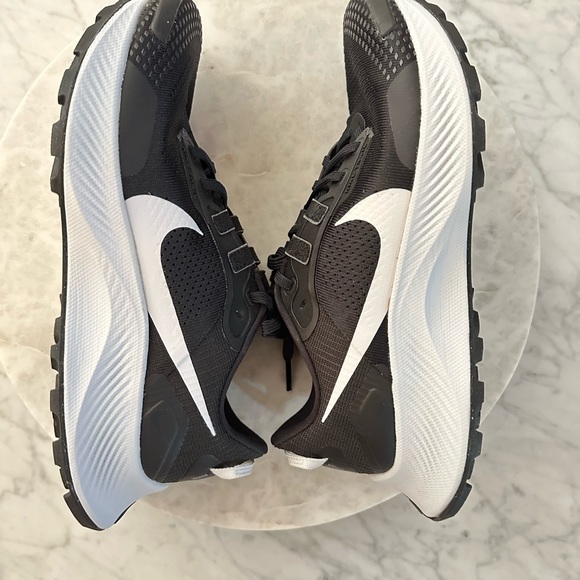 NWOT Nike Pegasus Trail 3 Mesh Ripstop Sneakers Size: 9 - Picture 12 of 13